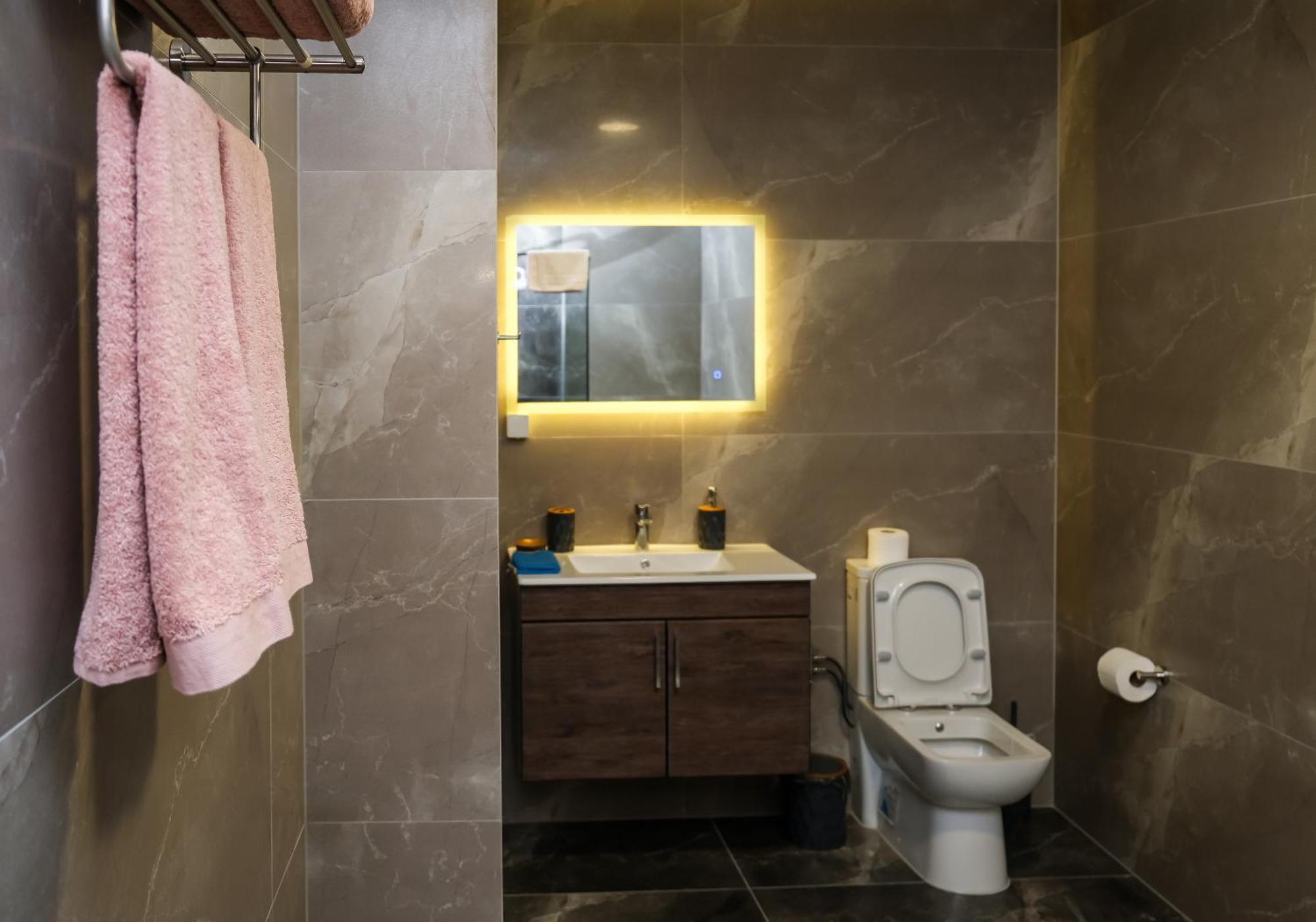 Nest Apartments Gjakova Luaran gambar