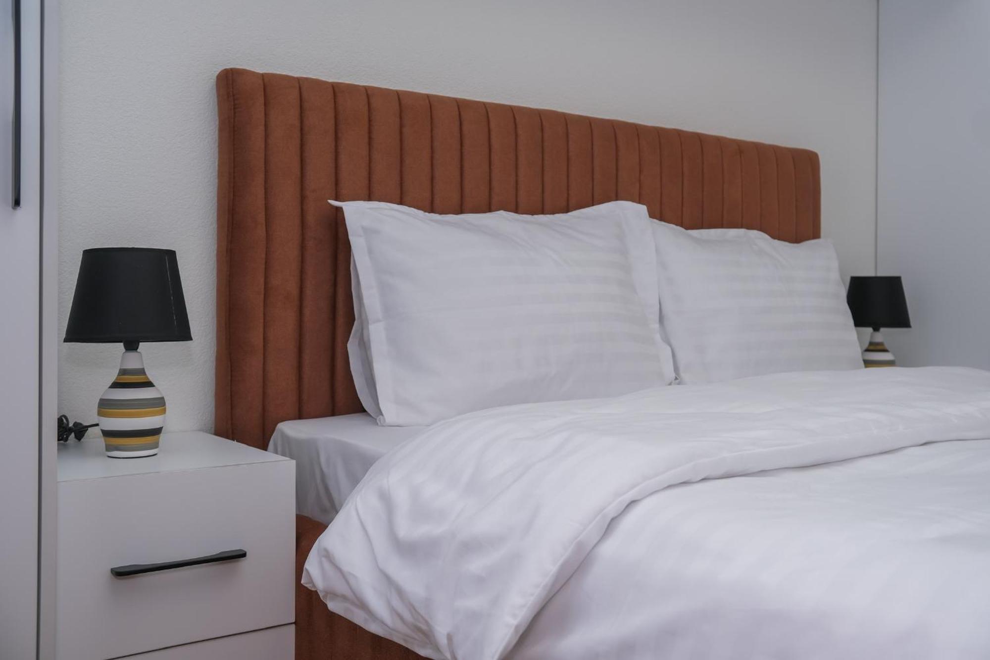 Nest Apartments Gjakova Luaran gambar