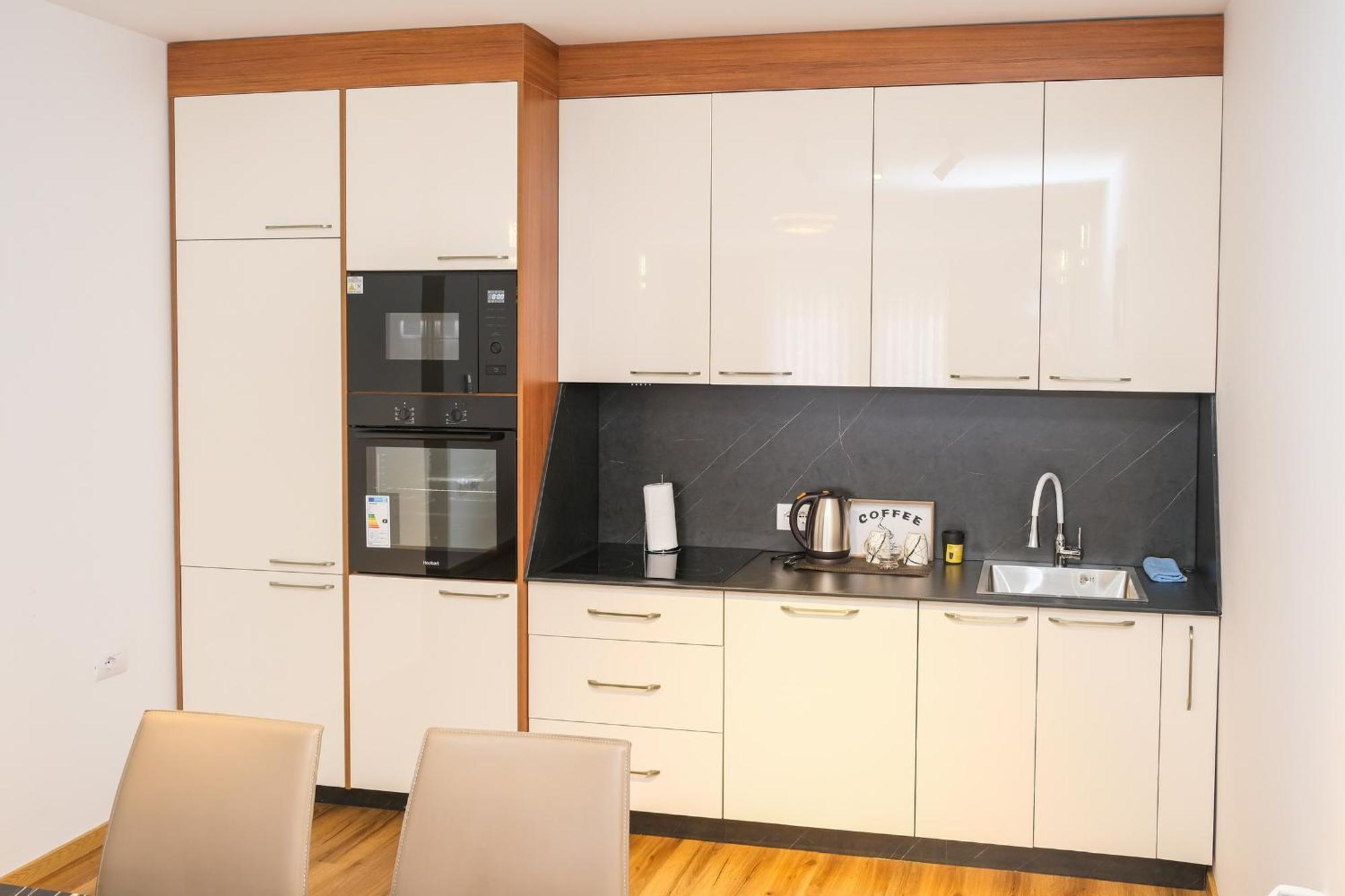 Nest Apartments Gjakova Luaran gambar